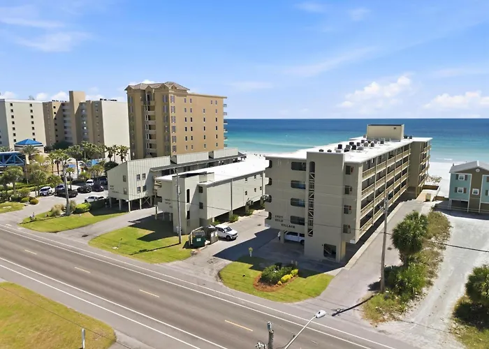 Gulf Village 207